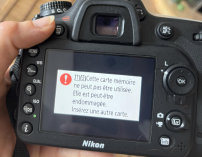 appareil photo demandant de formater la carte SD